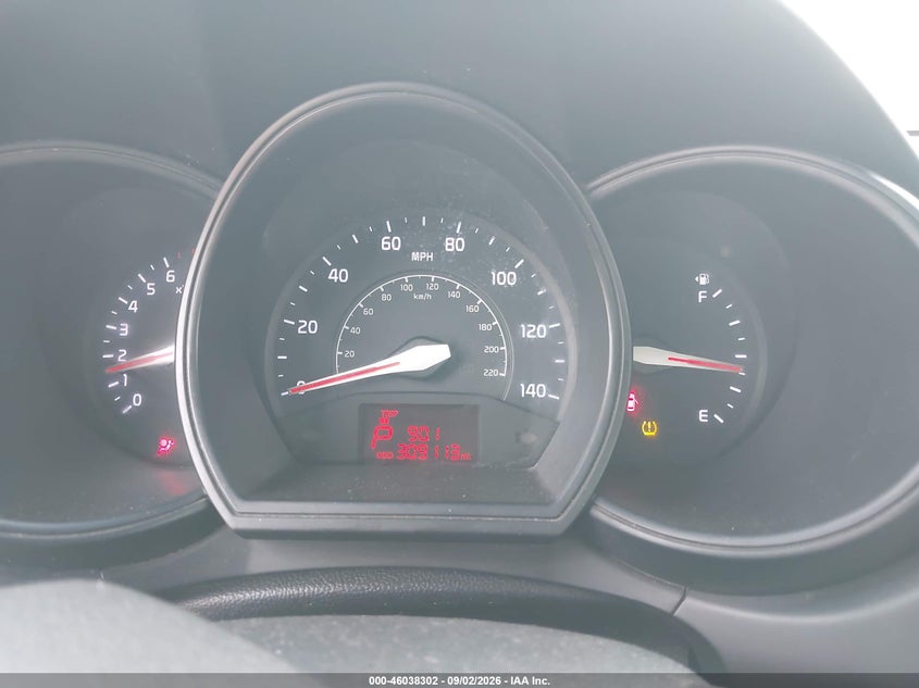 2013 KIA RIO auction photo 7