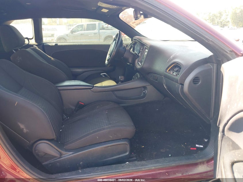 2017 DODGE CHALLENGER auction photo 5