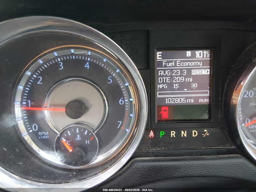 CHRYSLER TOWN & COUNTRY 2016 VIN 2C4RC1BG4GR245219