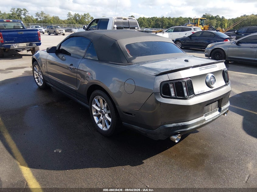 2011 FORD MUSTANG auction photo 3