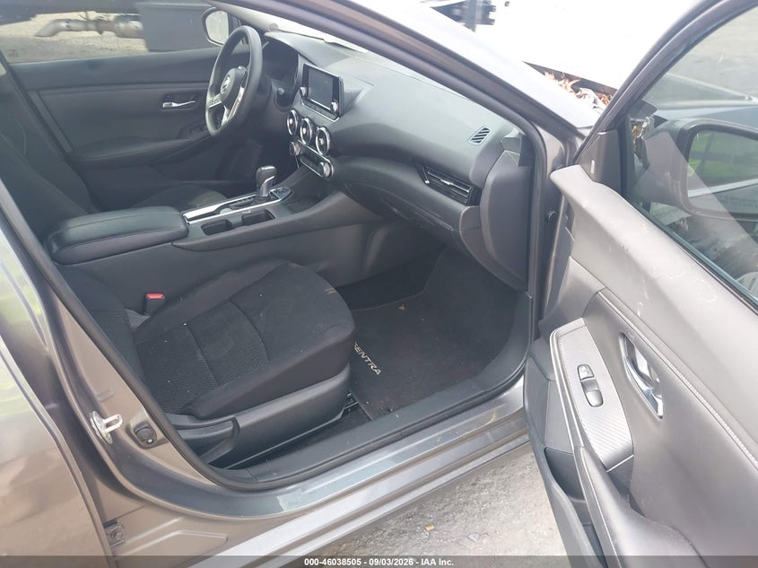 2020 NISSAN SENTRA auction photo 5