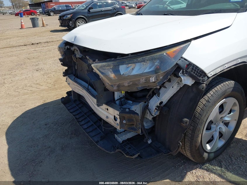 2020 TOYOTA RAV4 auction photo 6