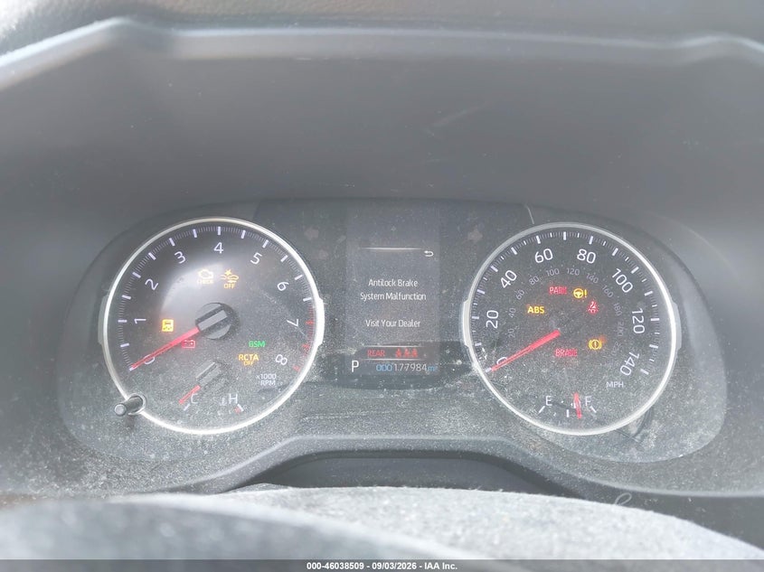 2020 TOYOTA RAV4 auction photo 7