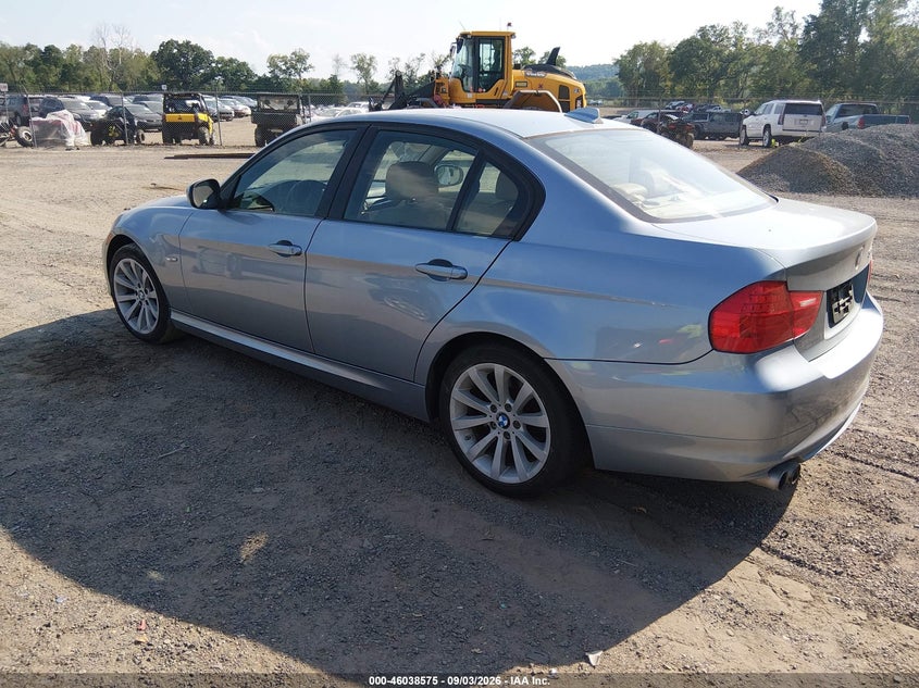 2011 BMW 328I — zdjęcie 3