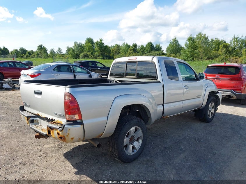 2008 TOYOTA TACOMA auction photo 4