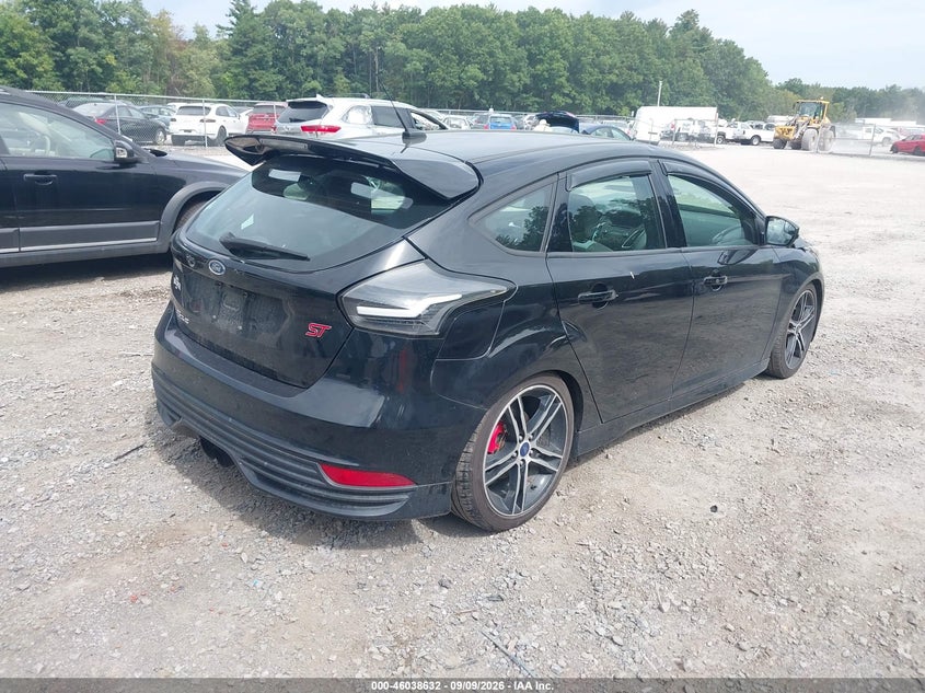 Vin: 1fadp3l96hl345168, lot: 46538087, ford focus st 20174