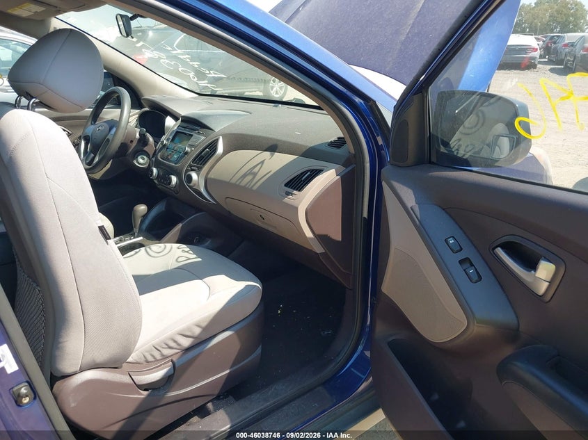 2010 HYUNDAI TUCSON auction photo 5