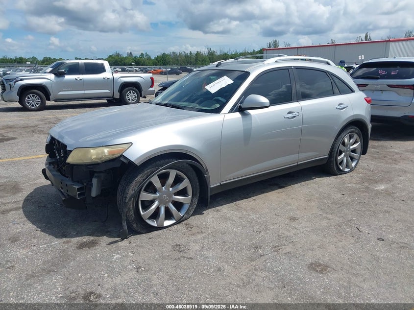 2004 INFINITI FX45 auction photo 2