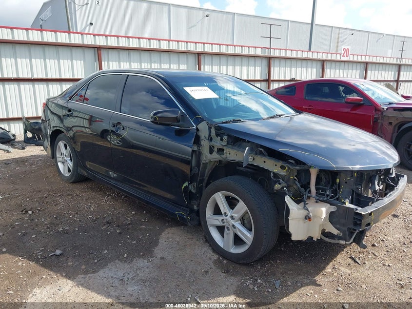 Vin: 4t1bf1fk1du693743, lot: 46538397, toyota camry se 20131