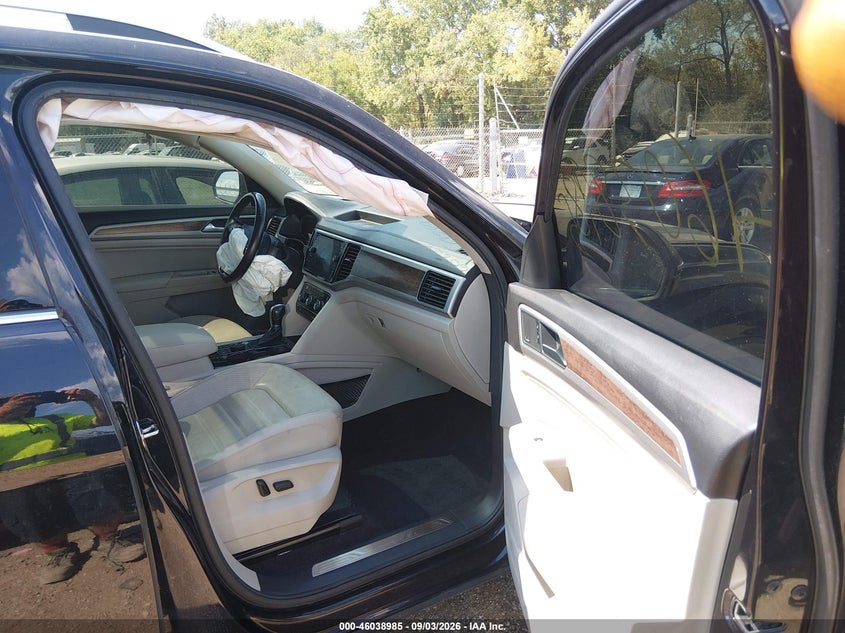 VOLKSWAGEN ATLAS 2019 VIN 1V2NR2CA3KC613614