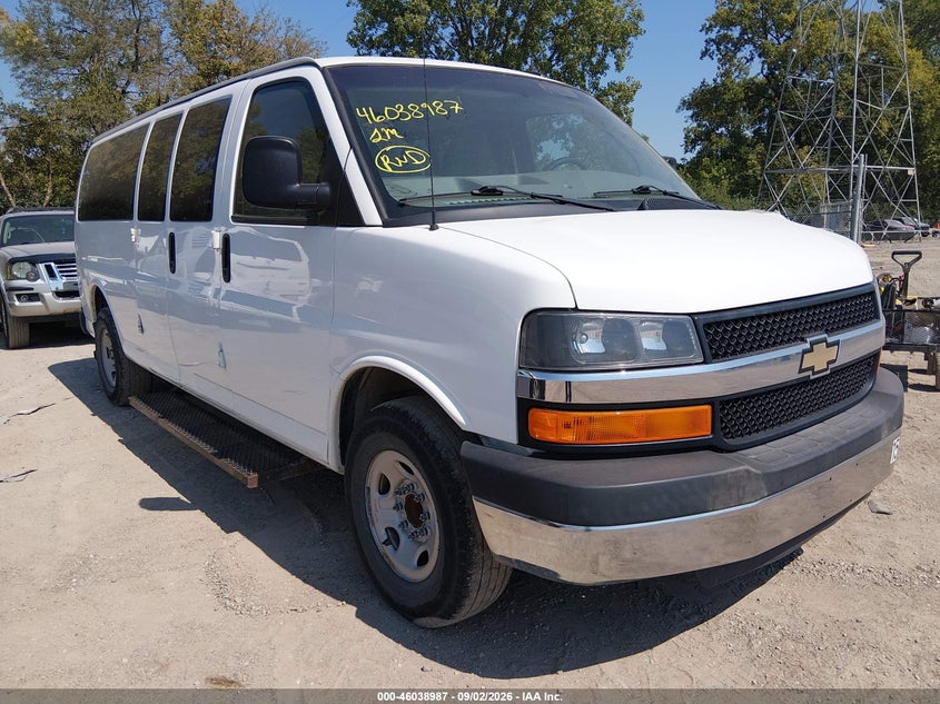 2015 CHEVROLET EXPRESS 3500 auction photo 1