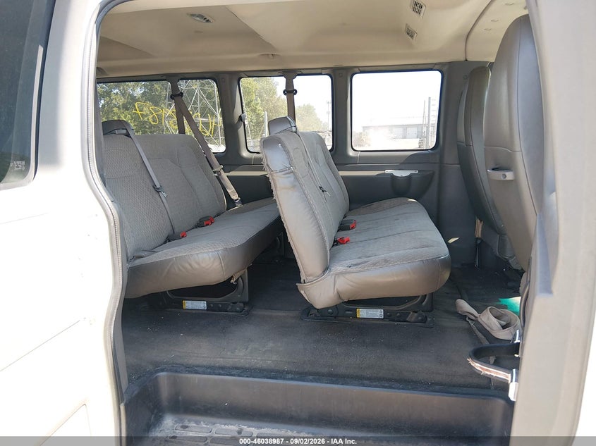 2015 CHEVROLET EXPRESS 3500 auction photo 8