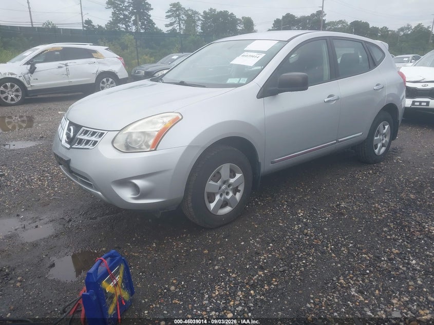 2011 NISSAN ROGUE auction photo 2