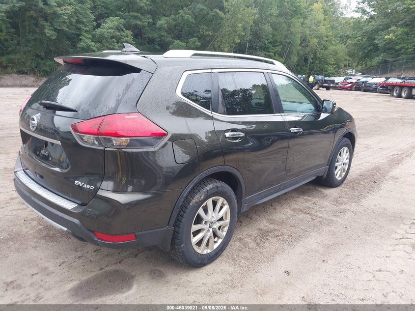 2017 NISSAN ROGUE auction photo 4
