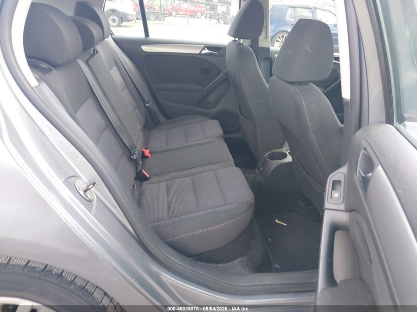 2012 VOLKSWAGEN GOLF auction photo 8