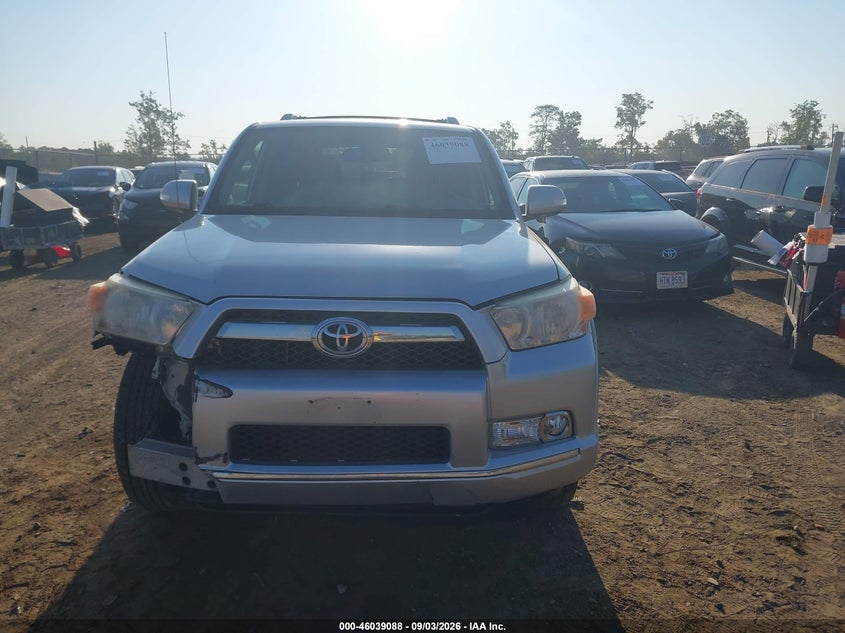 2011 TOYOTA 4RUNNER SR5 V6 · Фото 13