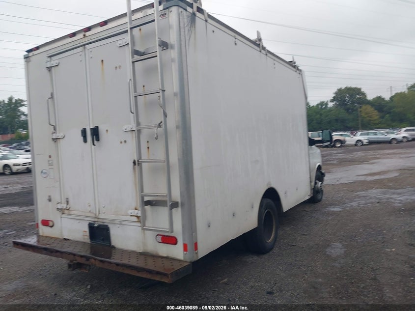2017 CHEVROLET EXPRESS CUTAWAY auction photo 4