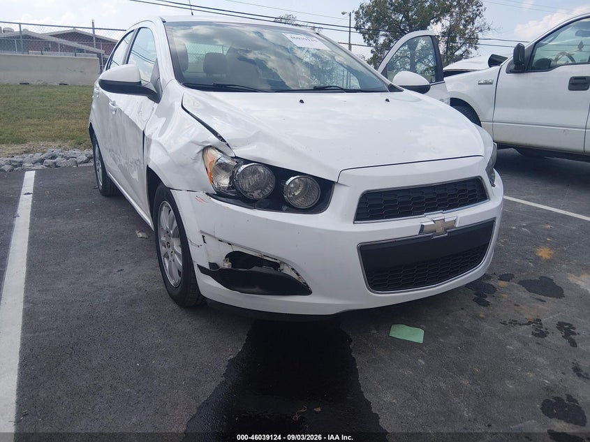 2014 CHEVROLET SONIC auction photo 6