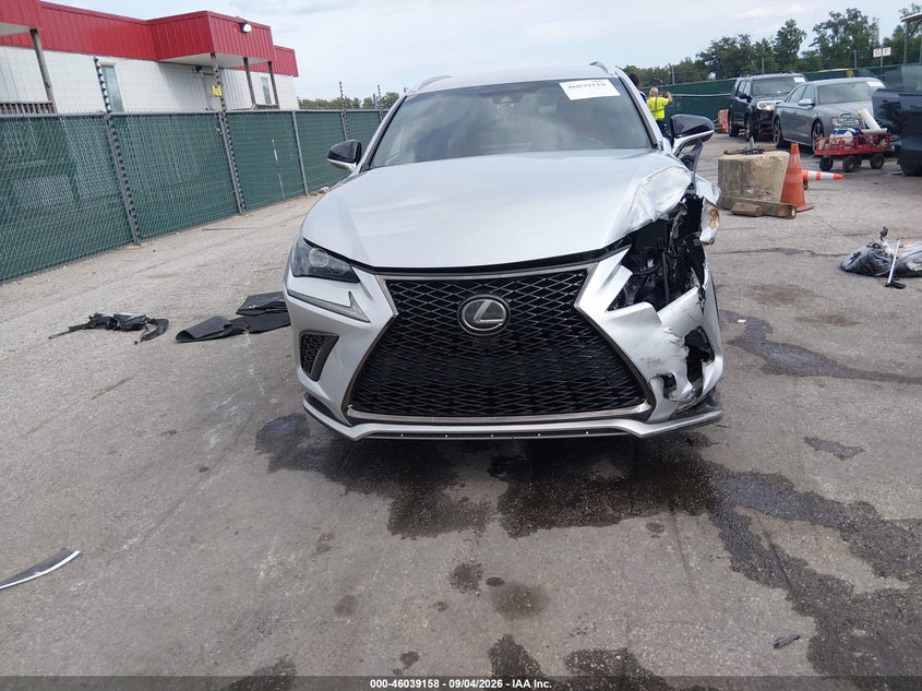 LEXUS NX 300 - zdjęcie 13