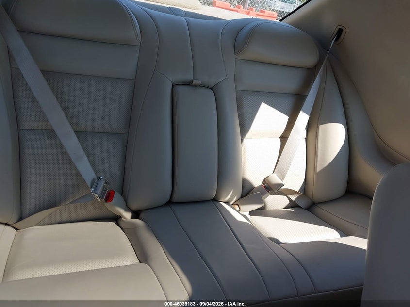 2001 CADILLAC ELDORADO auction photo 8