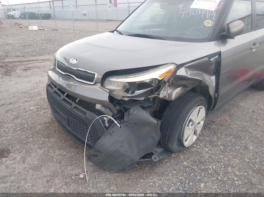 2015 KIA SOUL auction photo 6