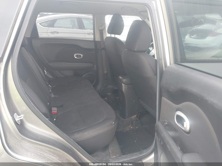 2015 KIA SOUL auction photo 8
