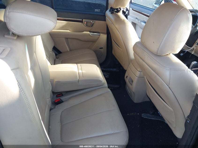 2011 HYUNDAI SANTA FE auction photo 8