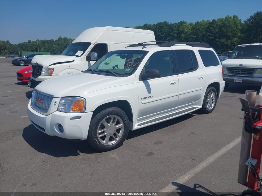 2006 GMC ENVOY XL auction photo 2