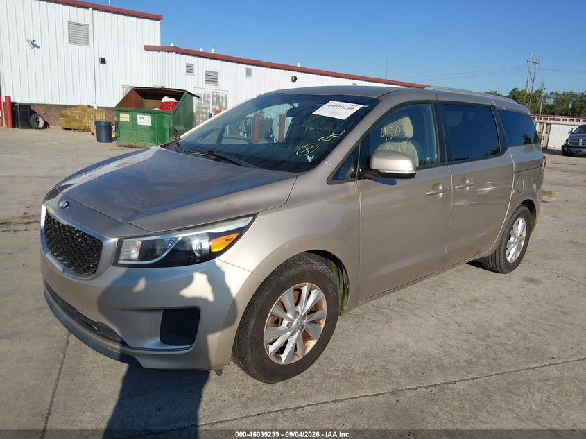 2016 KIA SEDONA auction photo 2