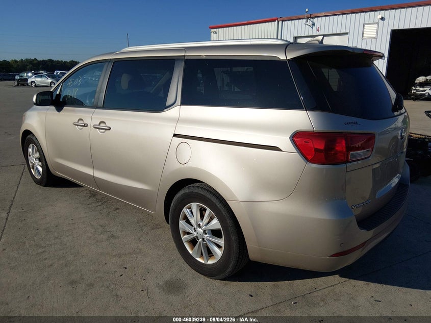 2016 KIA SEDONA auction photo 3