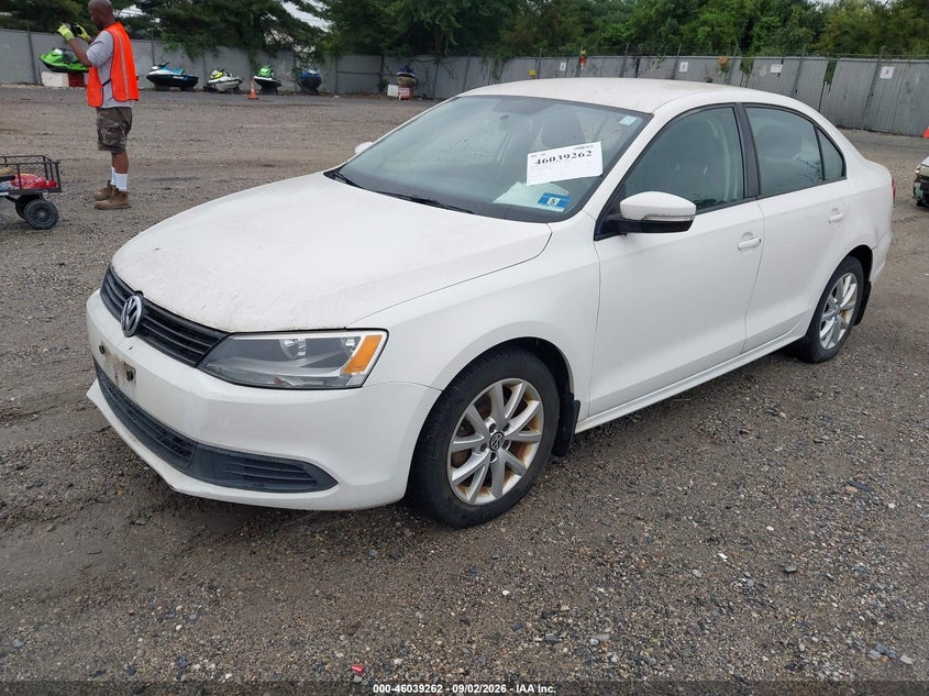 2012 VOLKSWAGEN JETTA auction photo 2