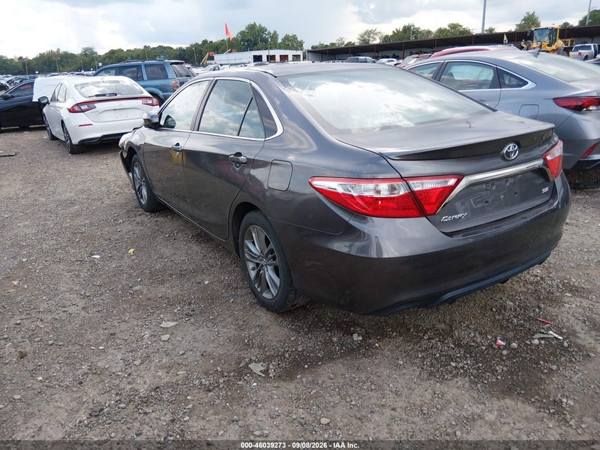 TOYOTA CAMRY - zdjęcie 3