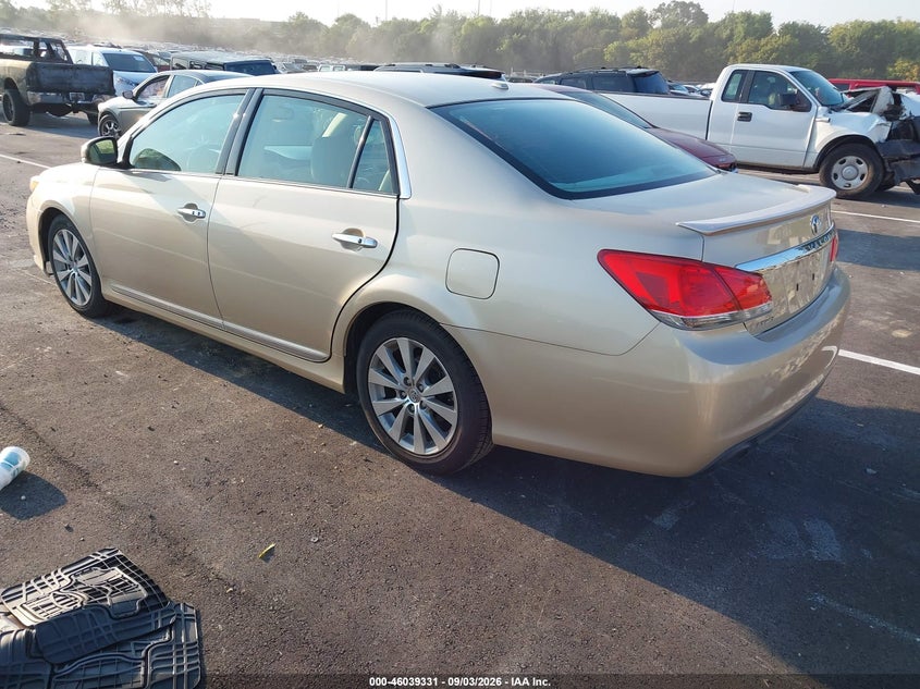 2012 TOYOTA AVALON auction photo 3