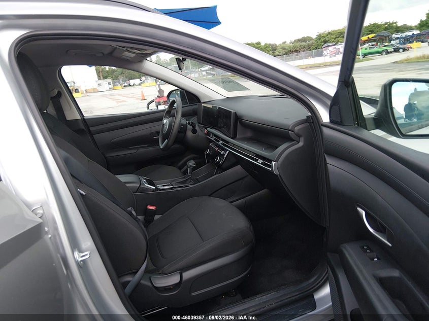 2026 HYUNDAI TUCSON auction photo 5