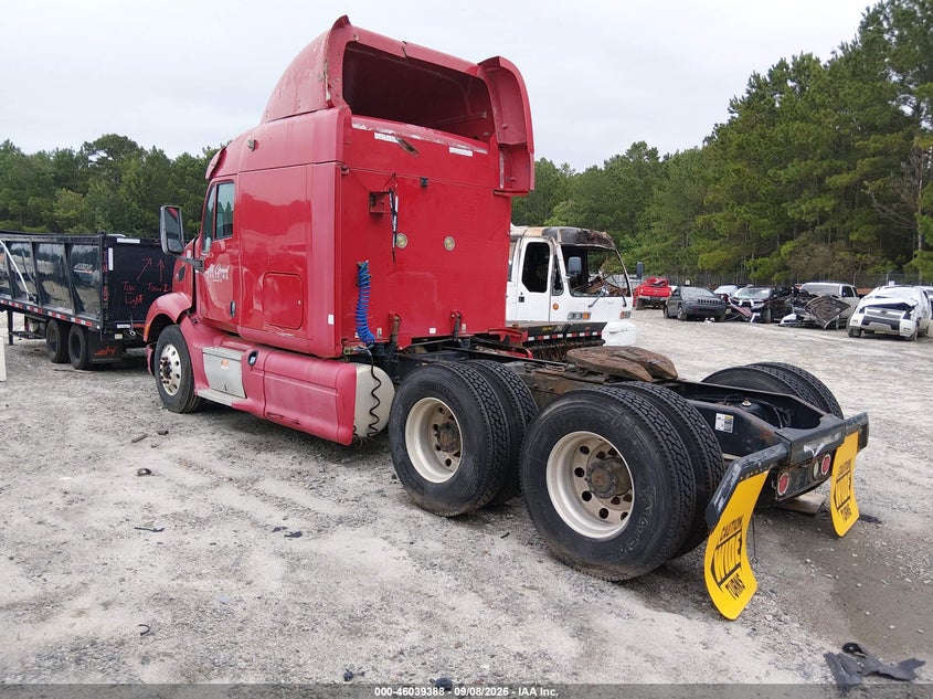 2012 PETERBILT 587 auction photo 3