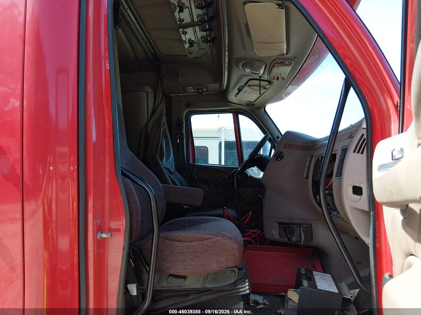2012 PETERBILT 587 auction photo 7