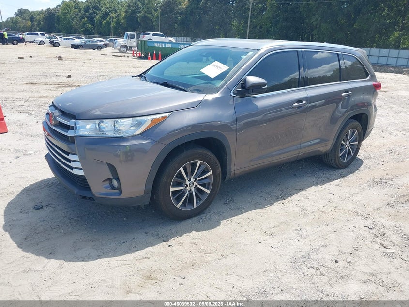TOYOTA HIGHLANDER - zdjęcie 2