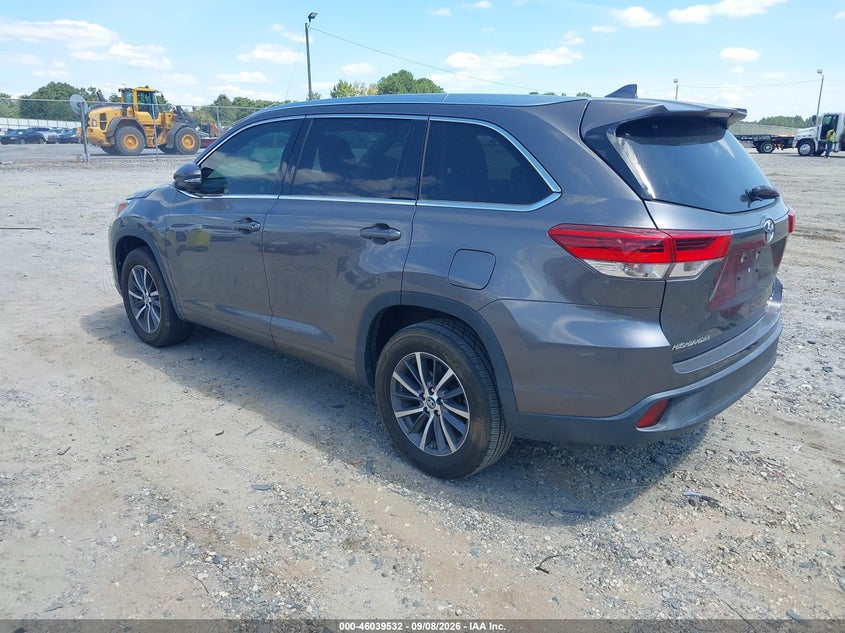 TOYOTA HIGHLANDER - zdjęcie 3