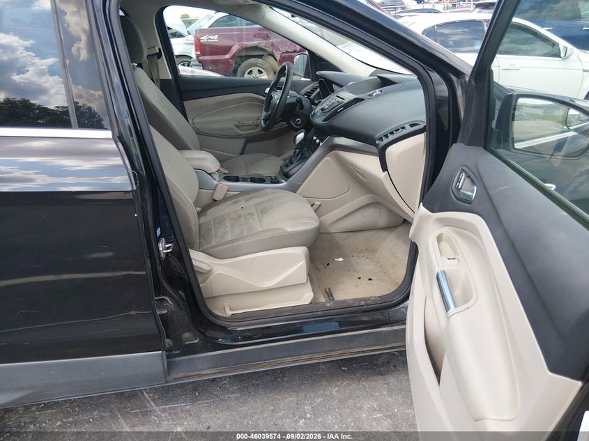 2016 FORD ESCAPE auction photo 5