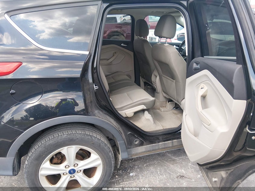 2016 FORD ESCAPE auction photo 8