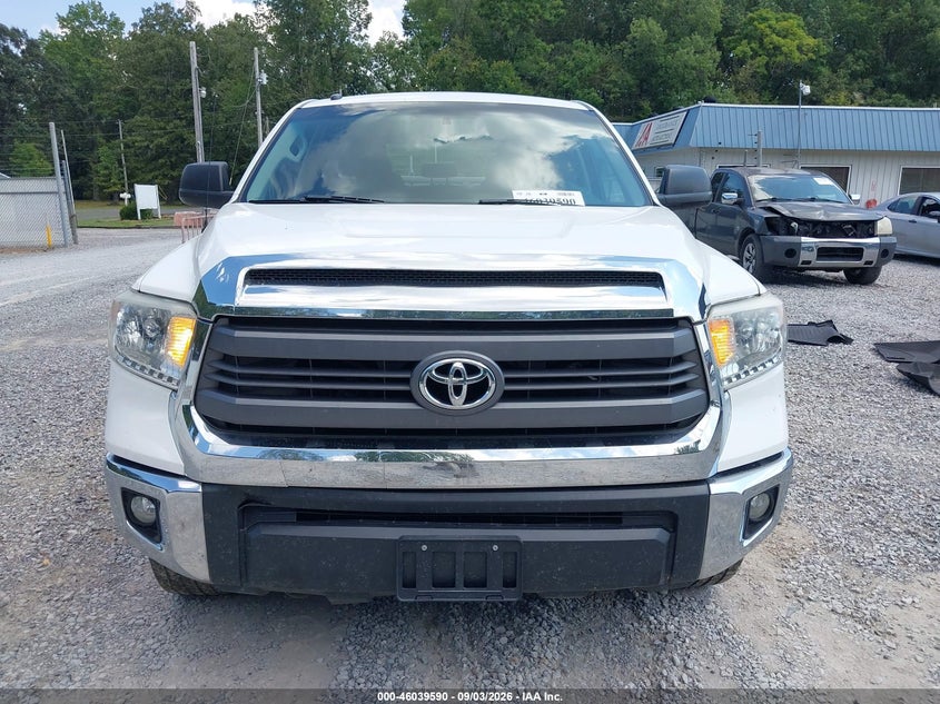 TOYOTA TUNDRA - zdjęcie 12