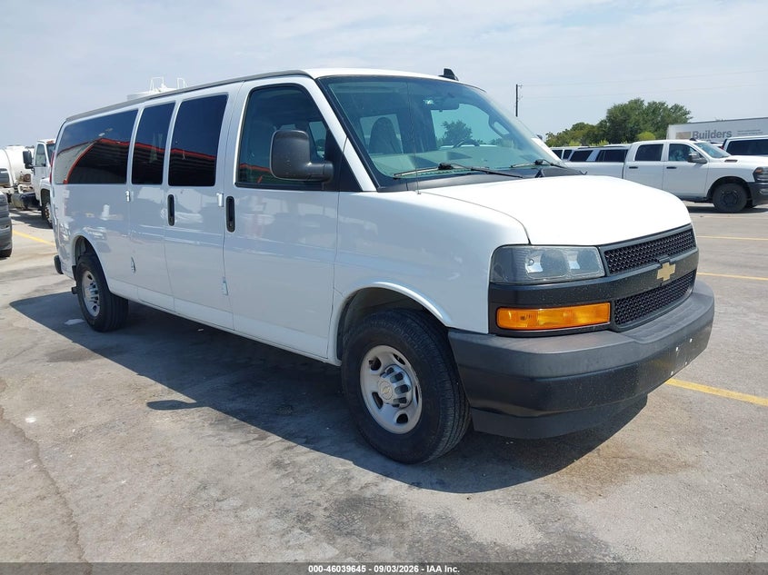 2020 CHEVROLET EXPRESS PASSENGER auction photo 1