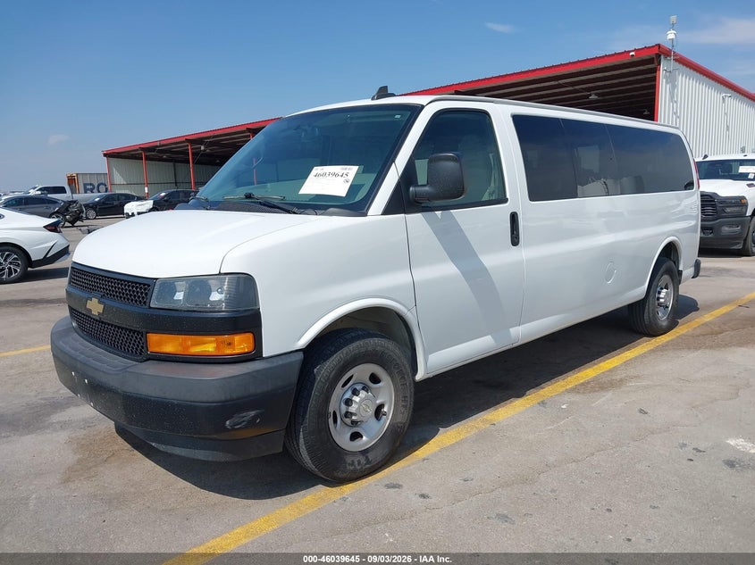 2020 CHEVROLET EXPRESS PASSENGER auction photo 2