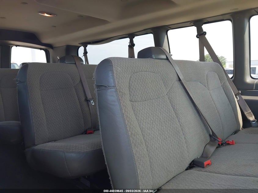 2020 CHEVROLET EXPRESS PASSENGER auction photo 8