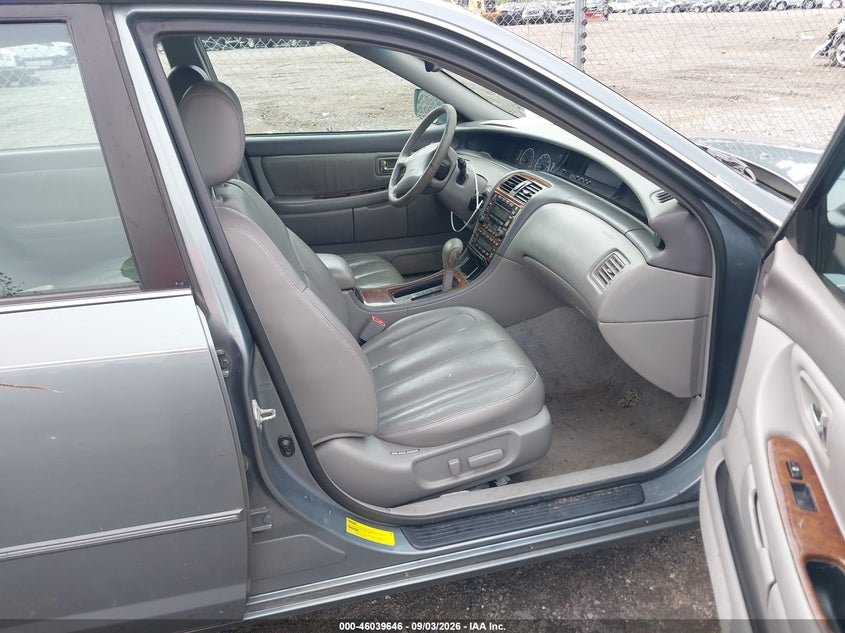 2000 TOYOTA AVALON auction photo 5