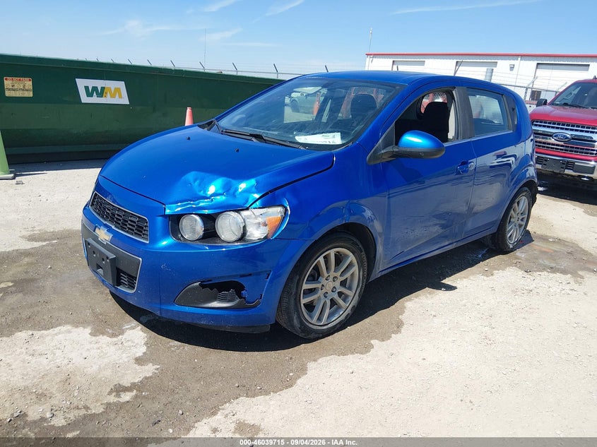 2016 CHEVROLET SONIC auction photo 2