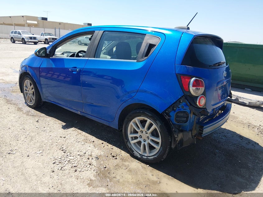 2016 CHEVROLET SONIC auction photo 3