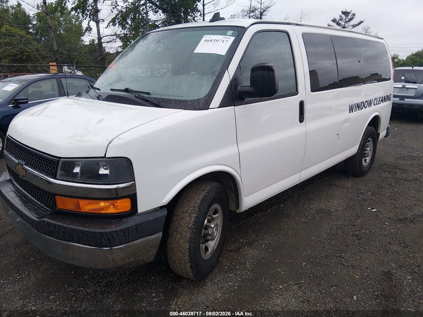 2016 CHEVROLET EXPRESS 2500 auction photo 2