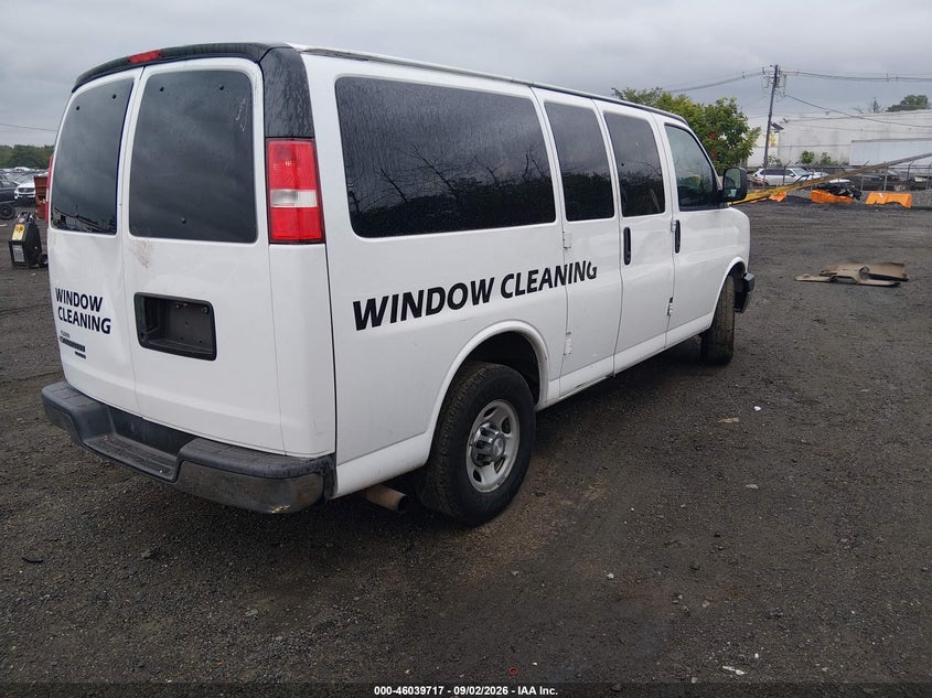 2016 CHEVROLET EXPRESS 2500 auction photo 4