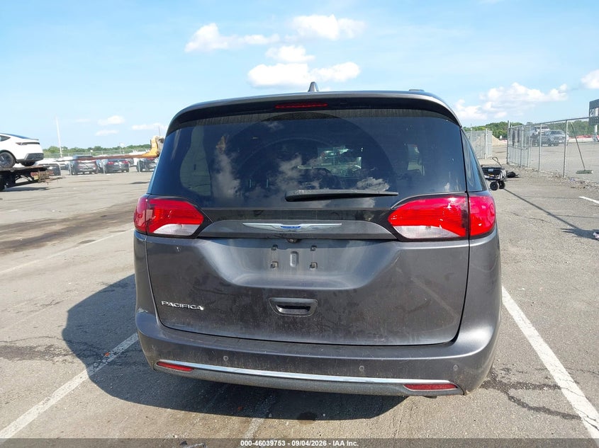 CHRYSLER PACIFICA - zdjęcie 16